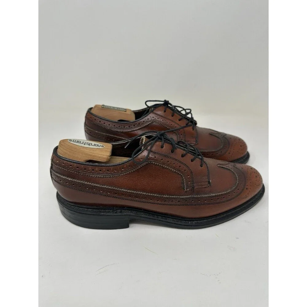MEN VTG BRITISH WALKERS CUSTOM BURGUNDY WINGTIP OXFORD‎ DRESS SHOES SZ 8